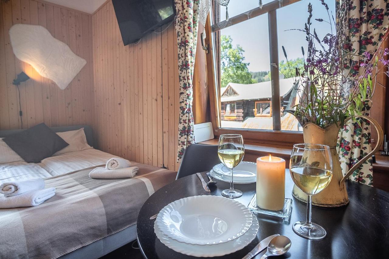 Pokoje Samo Centrum Zakopane Esterno foto
